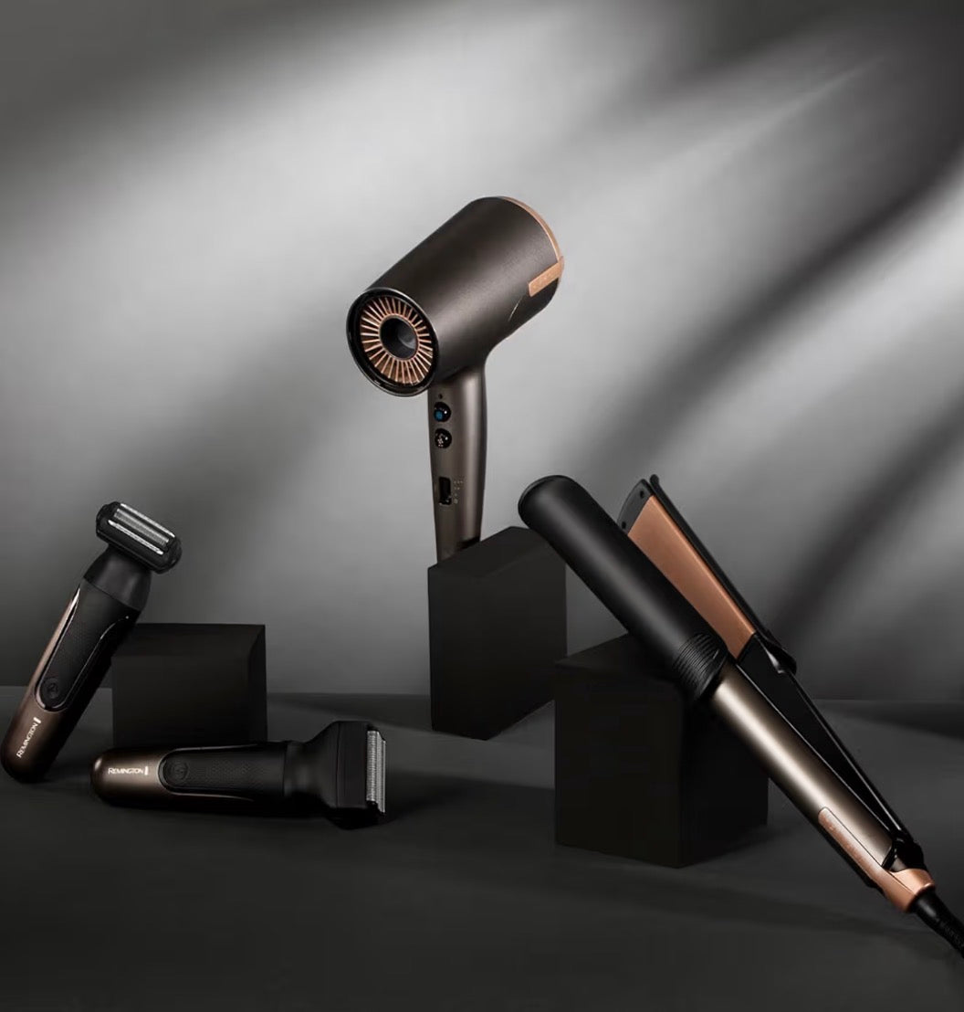 Remington ONE Dry and Style Hair Dryer (Salon Performance, 4 Attachments - Precision Styling (2 Diffusers, Flyaway, Slim Concentrator) - Compact, Dual Ionic System, 8 Heat Speed Settings, 2000W) D6077